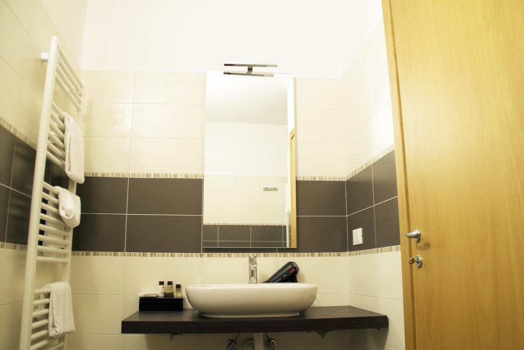 B&B Silvia Verona Exteriör bild